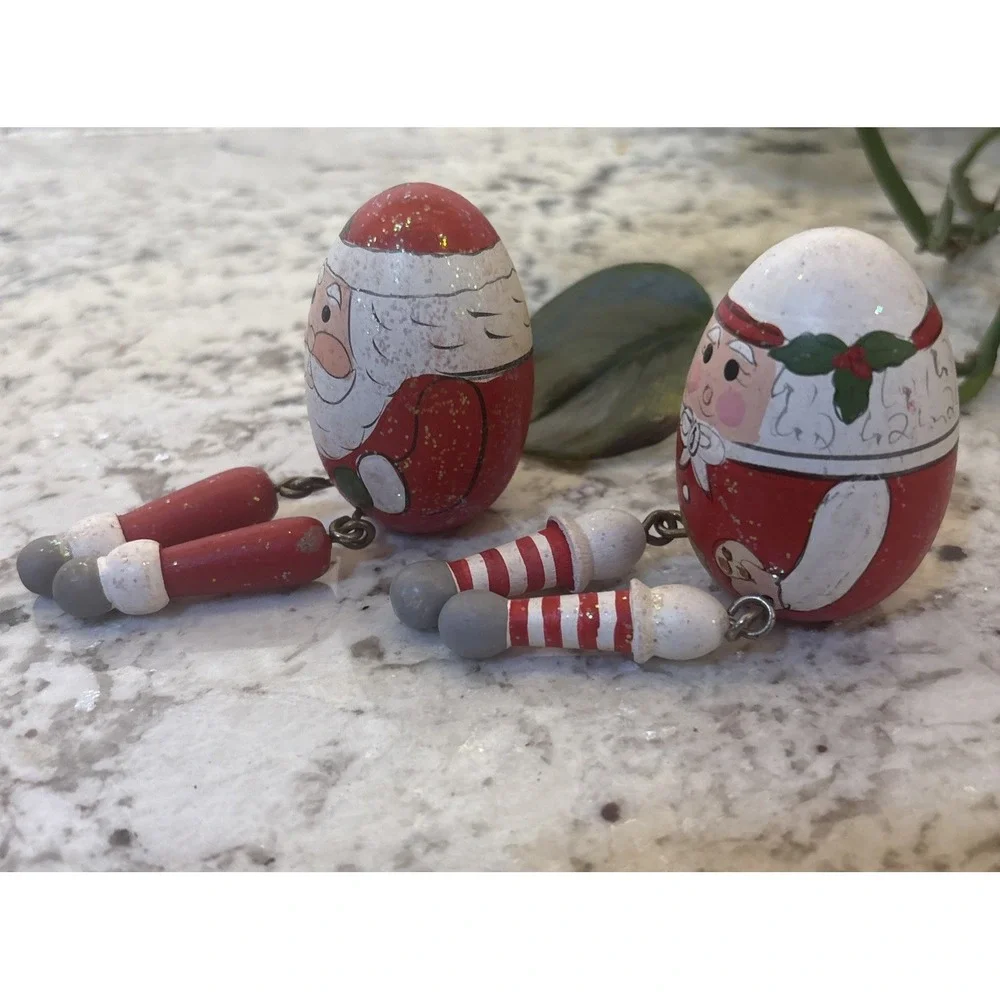 Folk Art Hand Painted Wood Santa And Mrs. Claus Egg Shelf Sitter Christmas Decor